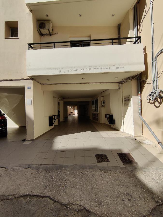 City Center Oasis In Light Green イラクリオン エクステリア 写真